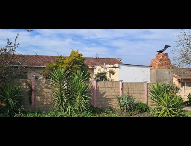 3 BEDROOM HOUSE FOR SALE IN SCHEEPERSHOOGTE